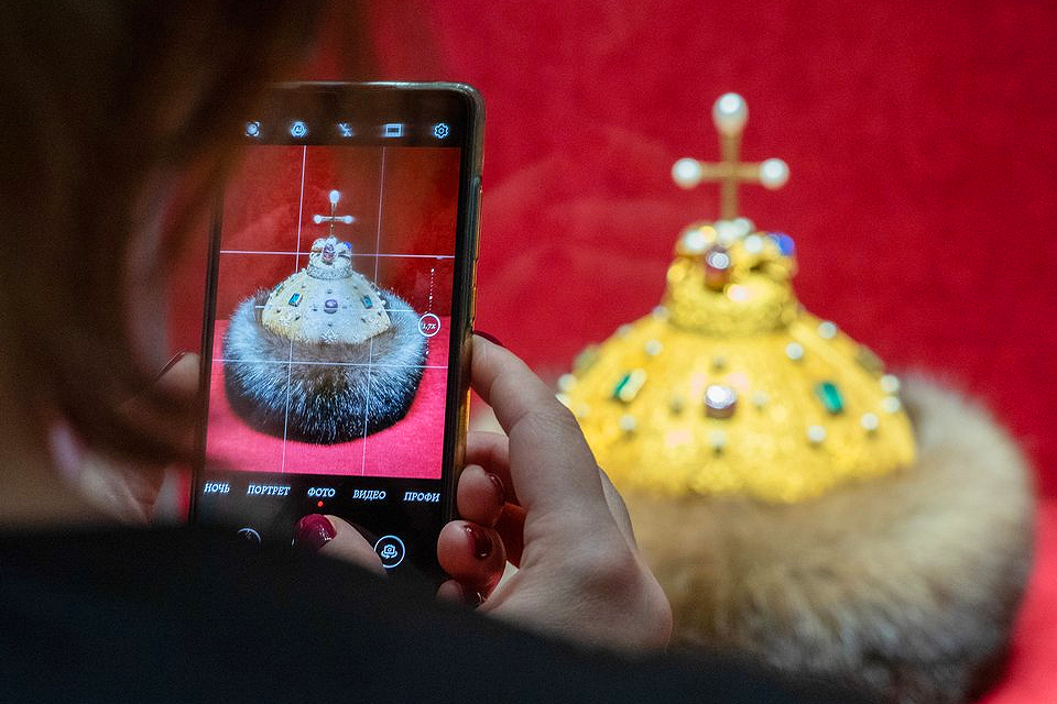 Куда пойти на выходные в Москве 10 и 11 апреля 2021: фестиваль цветов и концерт Мари Краймбрери