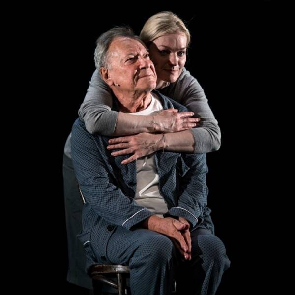 Спектакль «Папа» в театре Маяковского