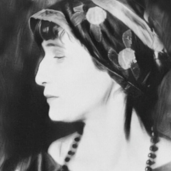 Выставка «Поэма про героиню. Анна Ахматова в Коломенском»