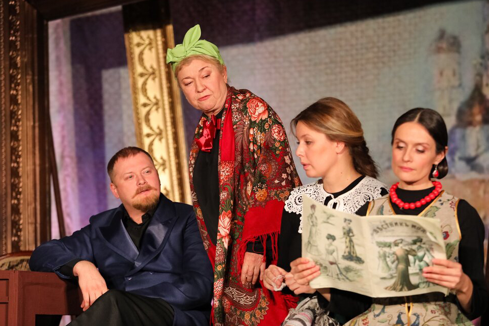 Рецензия на спектакль «Семейная картина» в Губернском театре