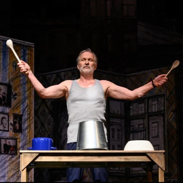 Спектакль «Ты где-то рядом»