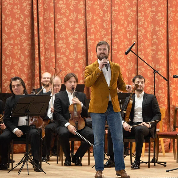 Концерт оркестра «Виртуозы Москвы»: программа «Музыка и физика»