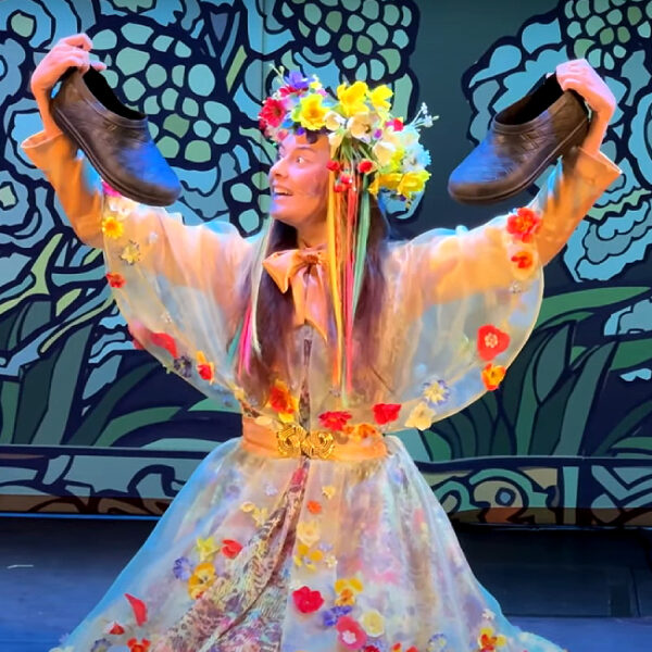 Спектакль «Калоши счастья, или Сказки на все времена» в Новом драматическом Театре