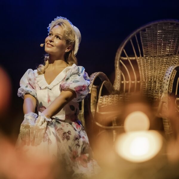 Спектакль «Душечка» в Театре у Никитских ворот