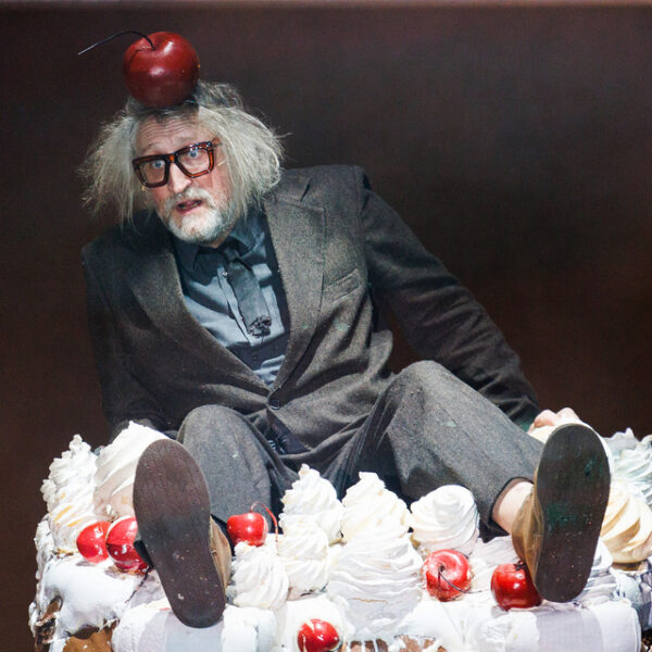 Спектакль «Три толстяка. Эпизод второй. Железное сердце»