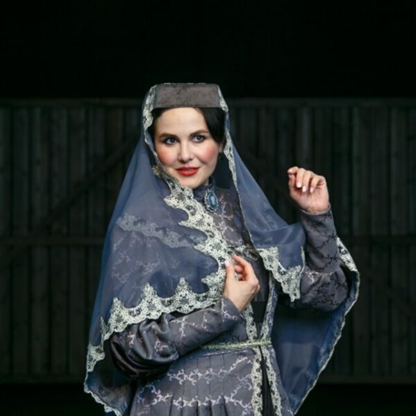 Спектакль «Ханума»