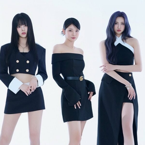 Концерт группы Everglow