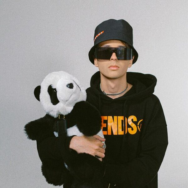 Концерт SLAVA MARLOW