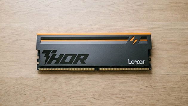 Lexar THOR II RGB. Фото: Павел Громов / Нейросеть