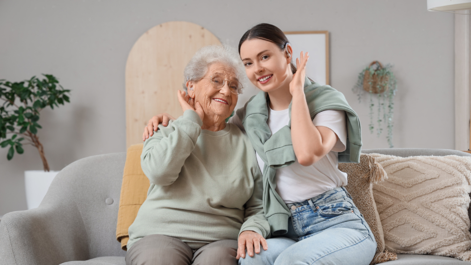 Лучшие недорогие слуховые аппараты в 2025 году