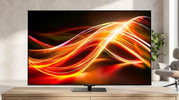 Sharp AQUOS XLED. Фото: Ян Ляпин / Нейросеть