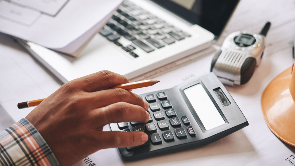 День сметчика 2026: история и традиции праздника