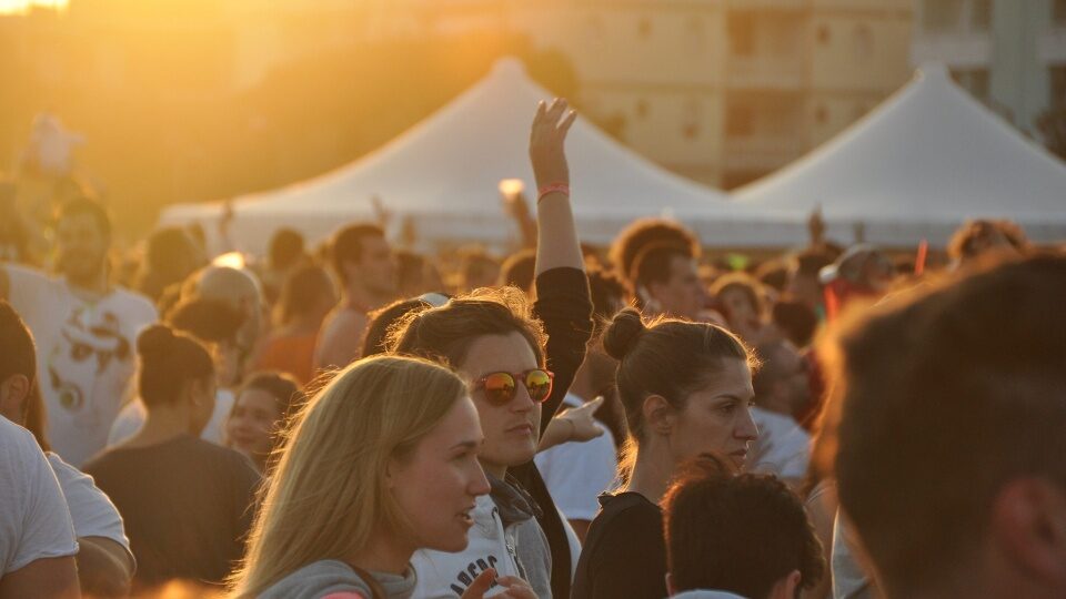 День молодежи в 2025 году: история и традиции праздника