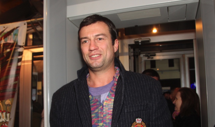 Из театральной массовки в звезды телеэкрана: как складывалась судьба Андрея Чернышова