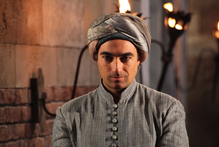 Почему Сюмбюль-ага дважды получив свободу, все равно возвращался в гарем