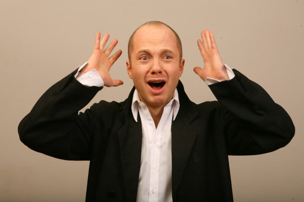 Новости шоу-бизнеса: шестой ребенок Стычкина, триумф Деппа над Херд и подлое лицемерие Ауг