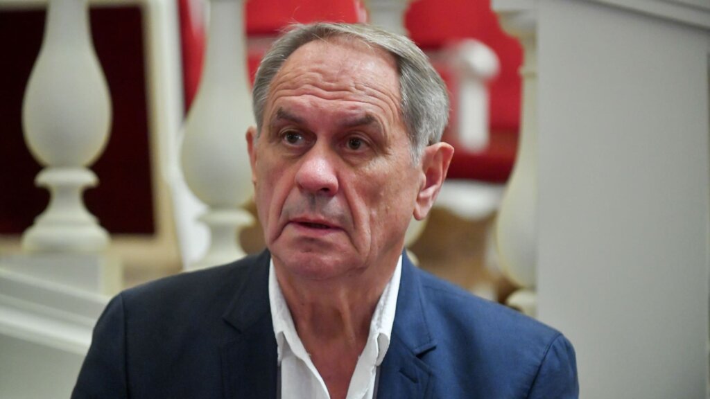 Что случилось с экстренно госпитализированным актером Валерием Афанасьевым