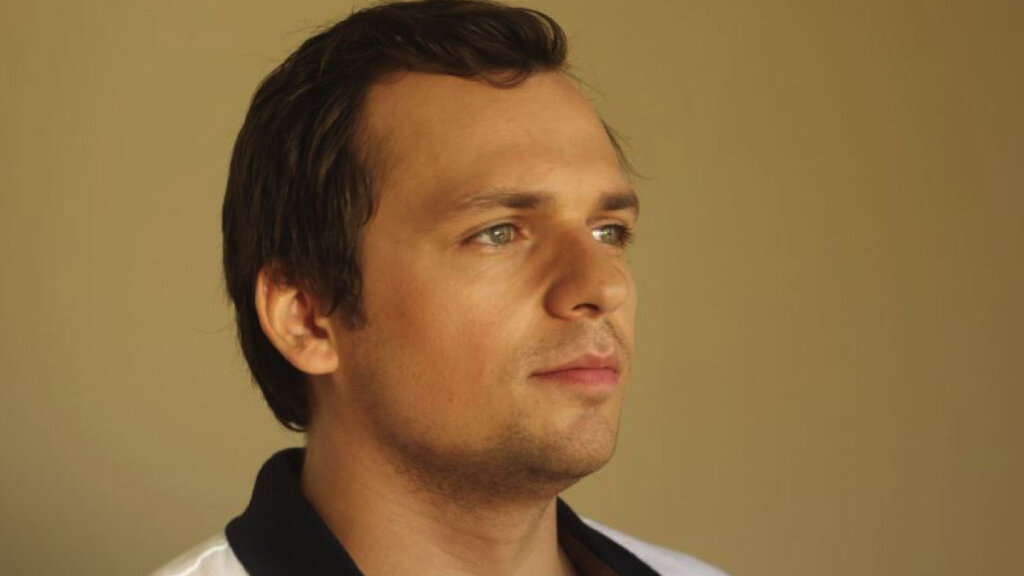 Супруга парализованного Алексея Янина о его состоянии: «Половины мозга нет»