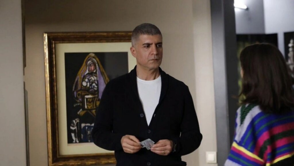 Новый сериал с Озджаном Денизом — «Красные бутоны» требуют закрыть несмотря на рейтинги