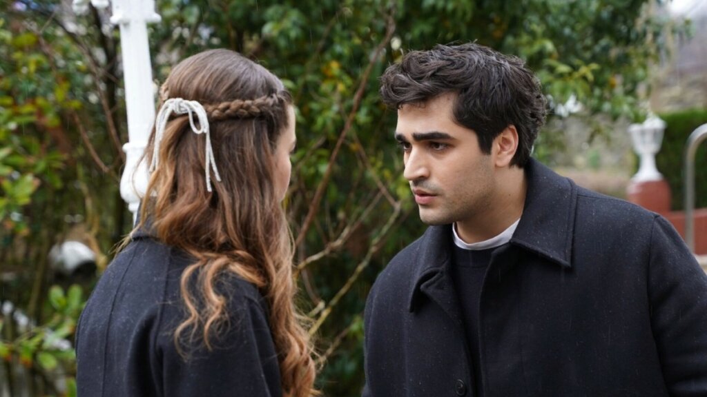 Описание 26 серии 2 сезона «Зимородка»: Халис сделал предложение Хаттуч, а СейФер снова вместе