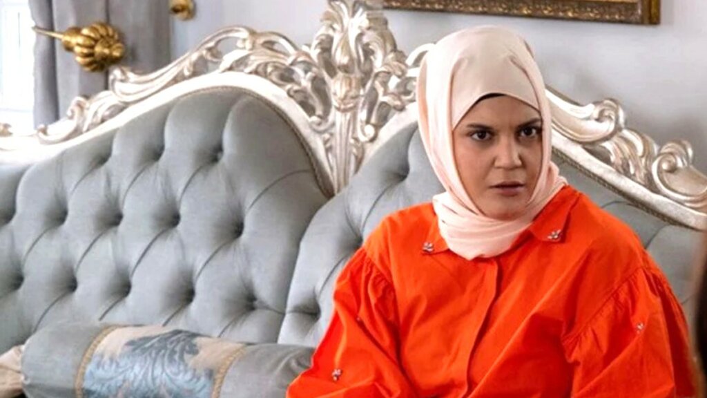 Нилай из «Клюквенного щербета» высмеяли за ношение парика — актриса жестко ответила хейтерам