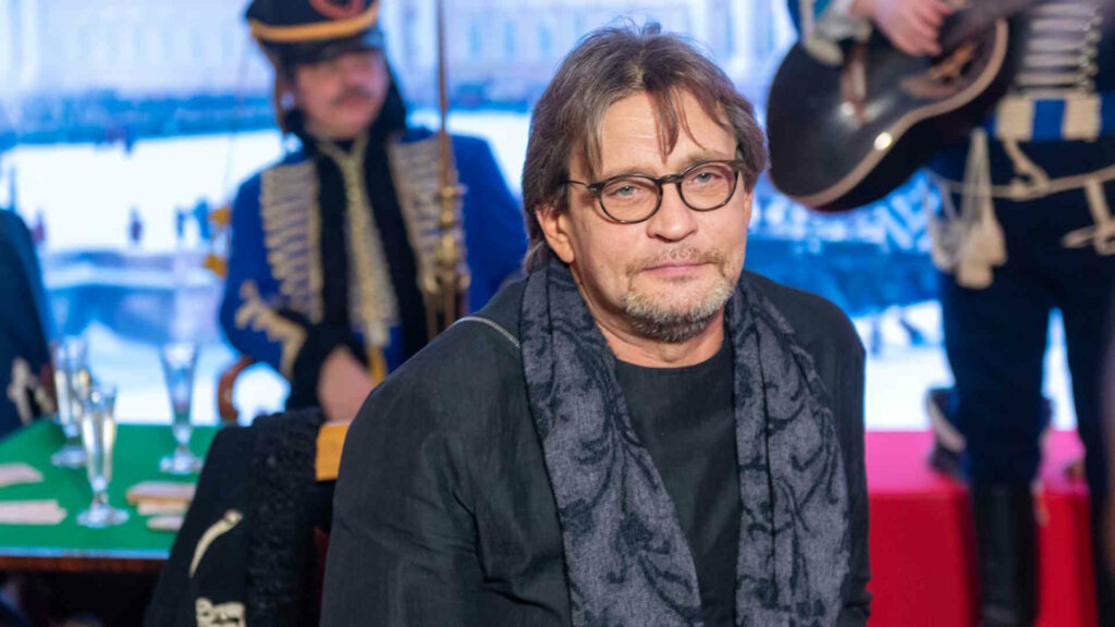 Александр Домогаров резко ответил желающим его похоронить