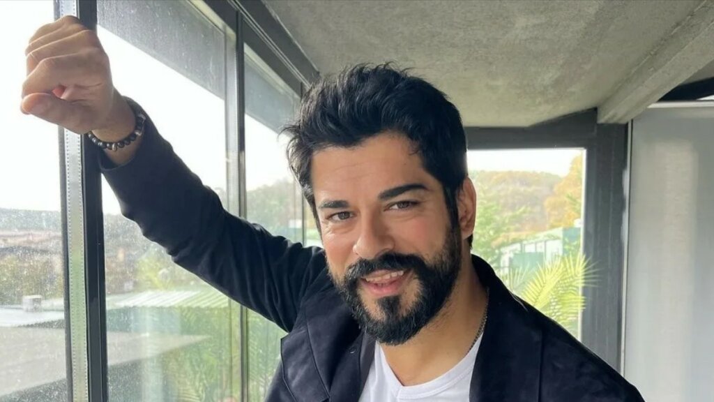 Бурак Озчивит прилетел в Россию на съемки фильма