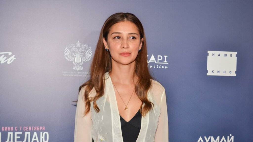 Бывший возлюбленный Равшаны Курковой показал фотографии из ЗАГСа