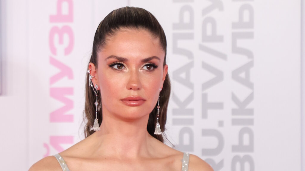 «Он был пробный варик»: Агата Муцениеце рассказала о воспитании сына от Павла Прилучного