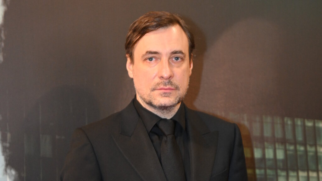 Актер Евгений Цыганов ответил критикам про свою «унылую рожу»