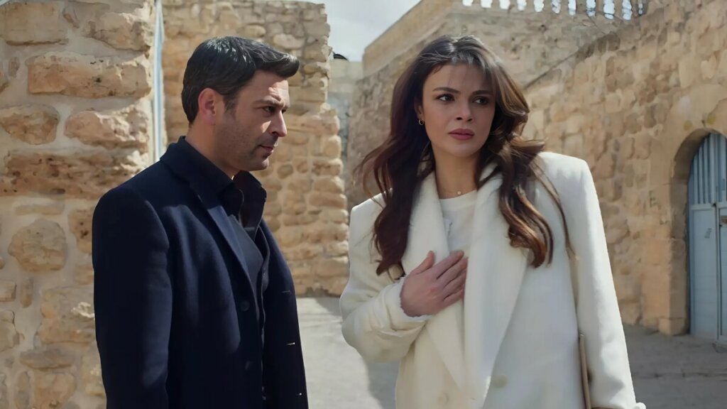 Глупые надежды Мине и Угура: Описание 17 серии «Далекого города»