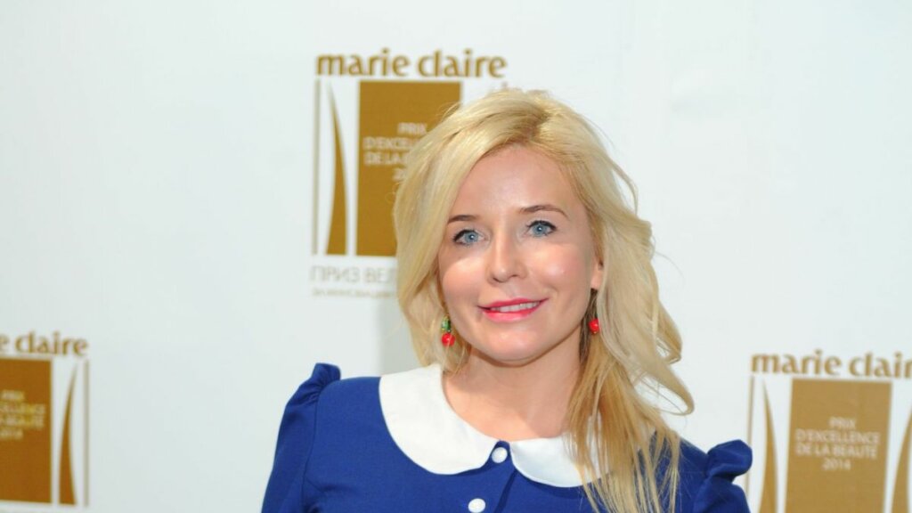 43-летняя телеведущая Татьяна Арно впервые стала мамой: первое фото из роддома