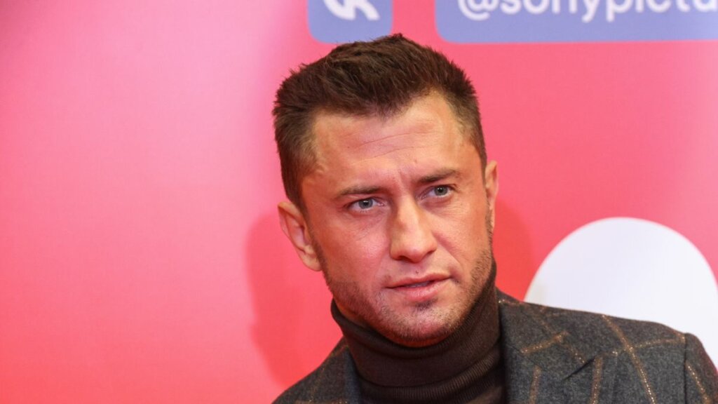 «Запустили мальчика»: Павел Прилучный показал подросшего сына от Агаты Муцениеце