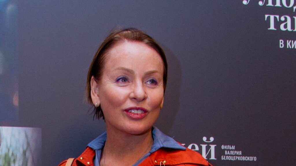 Обнищавшая Жанна Эппле сделала пластическую операцию: вот как сейчас выглядит 60-летняя актриса