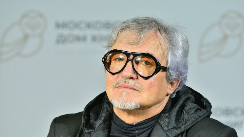 Дмитрий Дибров впервые честно высказался о разводе с молодой женой: «Есть кому судить»