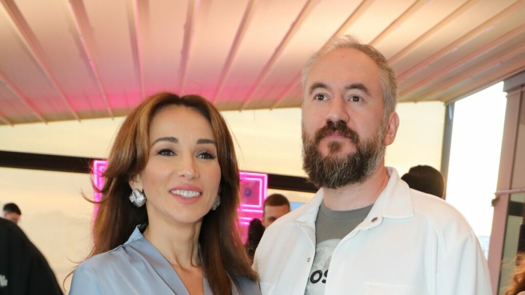 Жених Анфисы Чеховой вышел в свет с другой женщиной