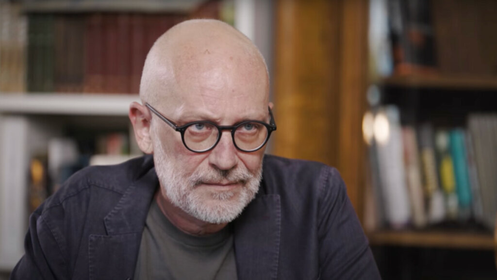 Александр Гордон высказался об увольнении Ивана Урганта и эмиграции Аллы Пугачевой