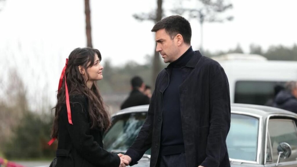 Турецкий сериал «Дурнушка»: Чаглар Эртугрул и Дерья Пынар Ак в круговороте любви, обмана, опасности и предательства
