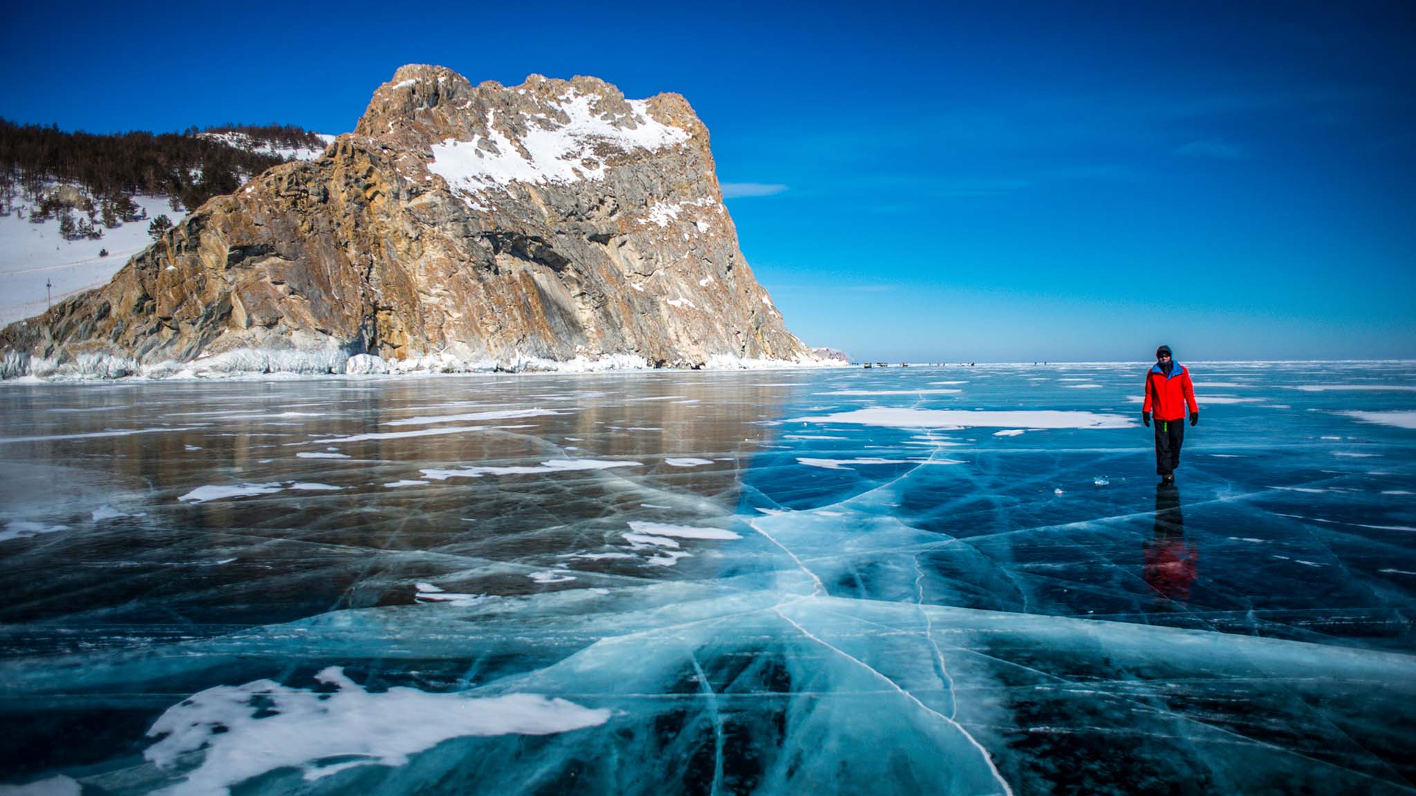 Лед озера Байкал