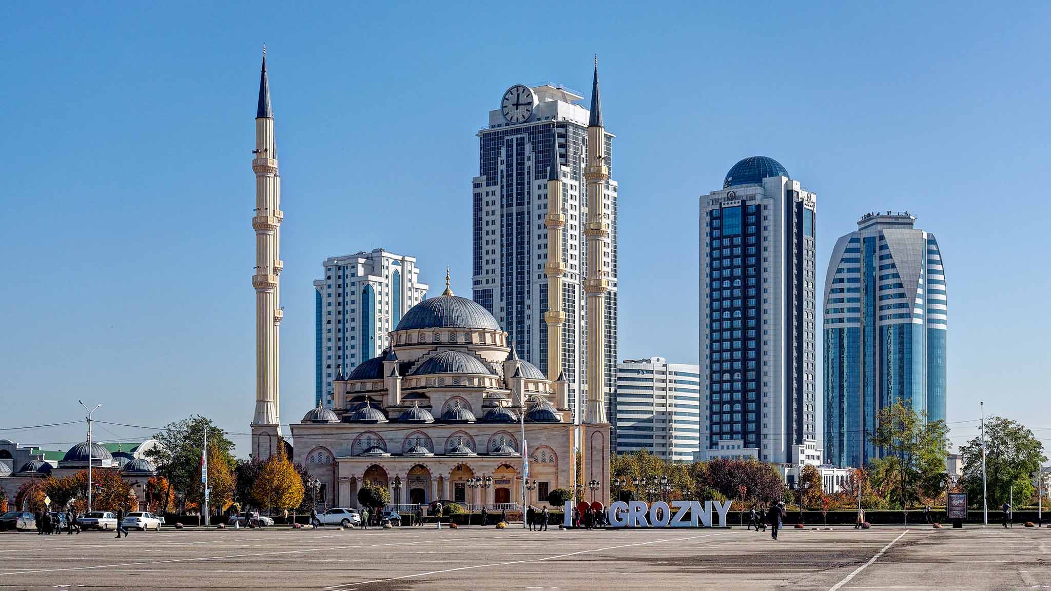 мечеть сердце чечни и грозный сити