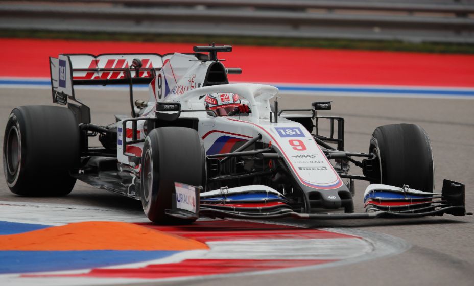 Никита Мазепин на Гран-при России выглядел достойно