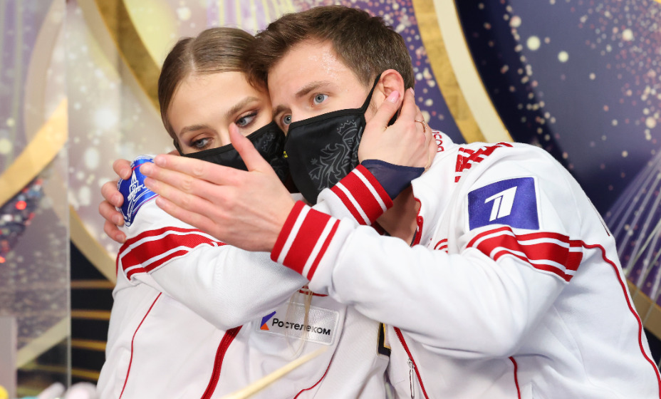 Ученики Александра Жулина Виктория Синицина и Никита Кацалапов сняли с соревнований. Фото: Global Look Press