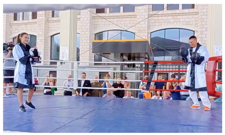 Алина Загитова