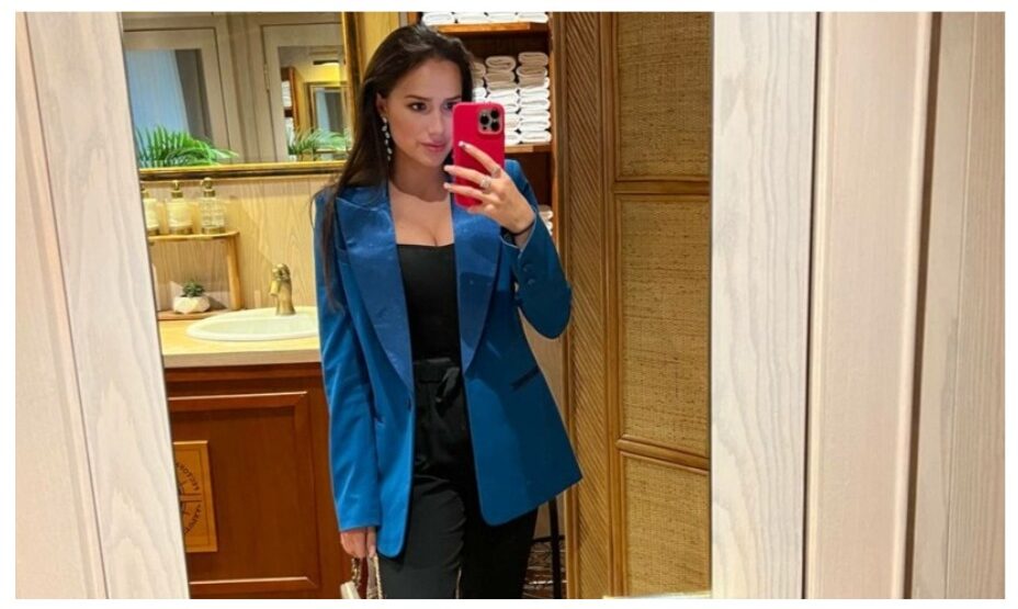 Алина Загитова