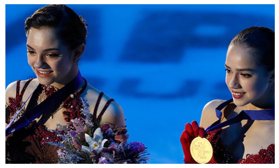 На Олимпиаде-2018 сразу две россиянки Алина Загитова и Евгения Медведева поднялись на пьедестал почета. Фото: Global Look Press