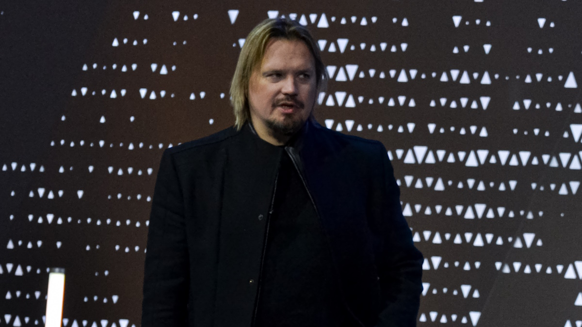 Максим Ставиский покинул академию 