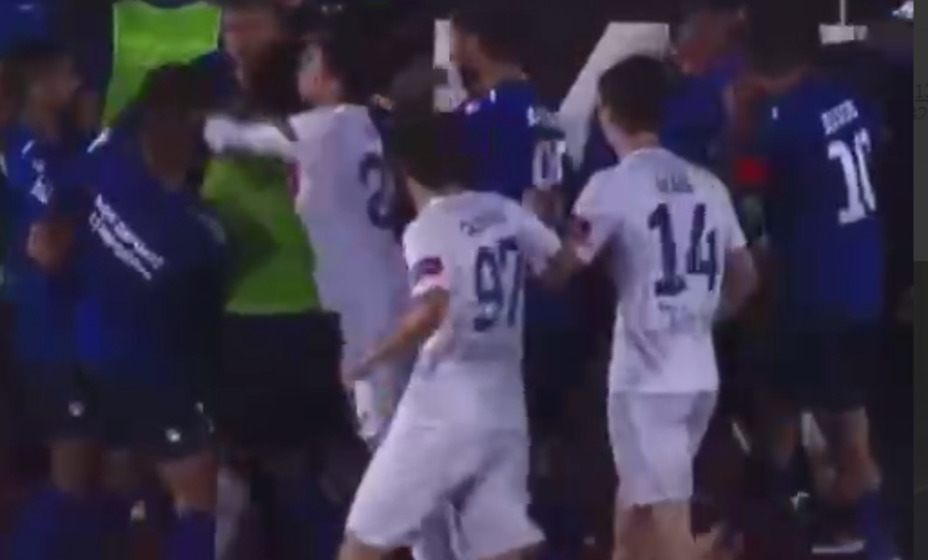 Игроки во Второй лиге устроили побоище, фото снимок экрана