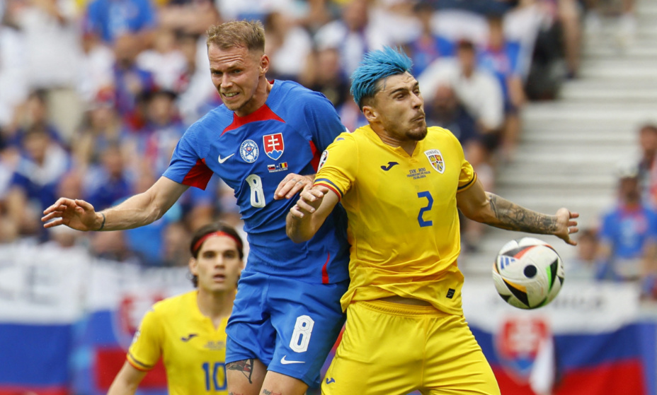 Матч Словакия - Румыния оказался под подозрением еще до его начала. Фото: REUTERS