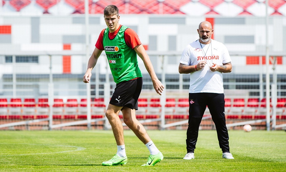 Станкович отказался обсуждать отстранение Соболева. Фото: Global Look Press