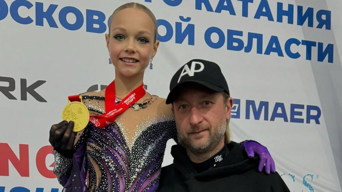 Елена Костылева и Евгений Плющенко. Фото: официальный телеграм-канал академии 
